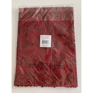 Touch of Class Vine and Holly Reversible Christmas Table Runner Beaded Edges 72”